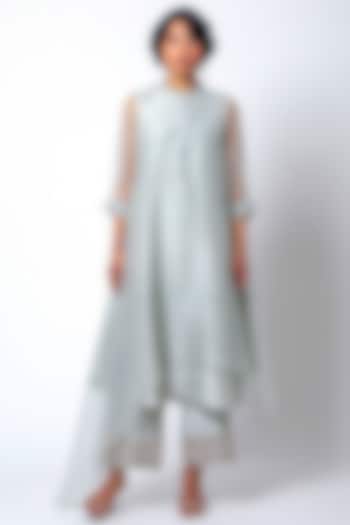 Grey Embroidered Kurta With Pants by Romaa