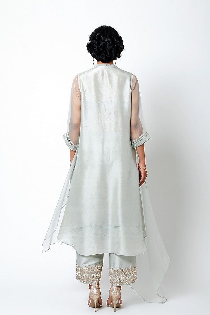 Grey Embroidered Kurta With Pants by Romaa at Pernia's Pop Up Shop