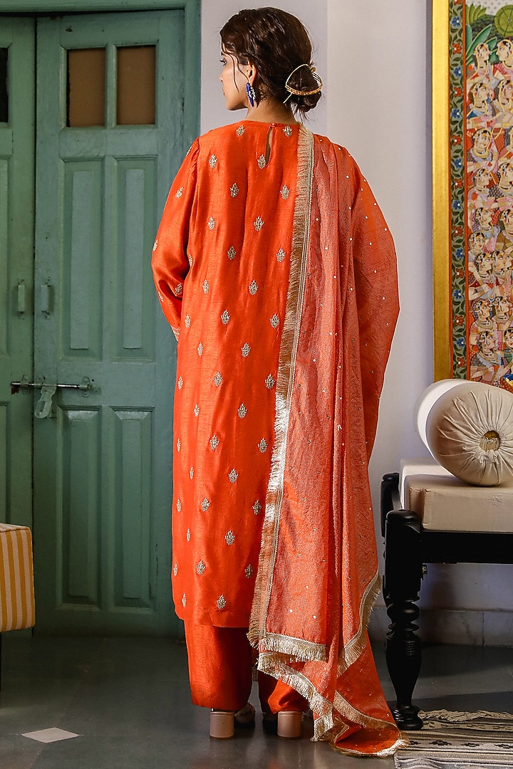 Tangerine Orange Viscose Raw Silk Zari Embroidered Kurta Set by RoohbyRidhimaa at Pernia's Pop Up Shop