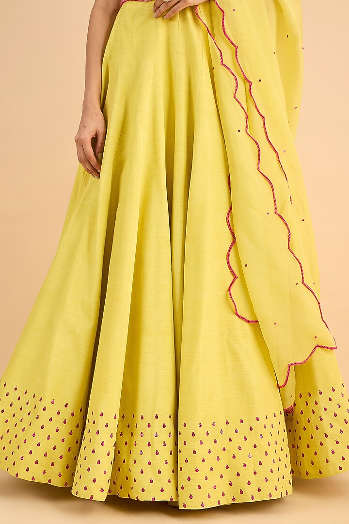 Yellow Pure Viscose Raw Silk Embroidered Wedding Lehenga Set by RoohbyRidhimaa at Pernia's Pop Up Shop