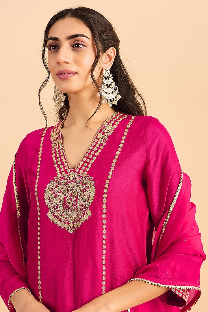 Fuchsia Pink Viscose Raw Silk Embroidered Kurta Set by RoohbyRidhimaa at Pernia's Pop Up Shop