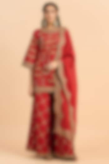 Red Viscose Raw Silk Embroidered Kurta Set by RoohbyRidhimaa at Pernia's Pop Up Shop