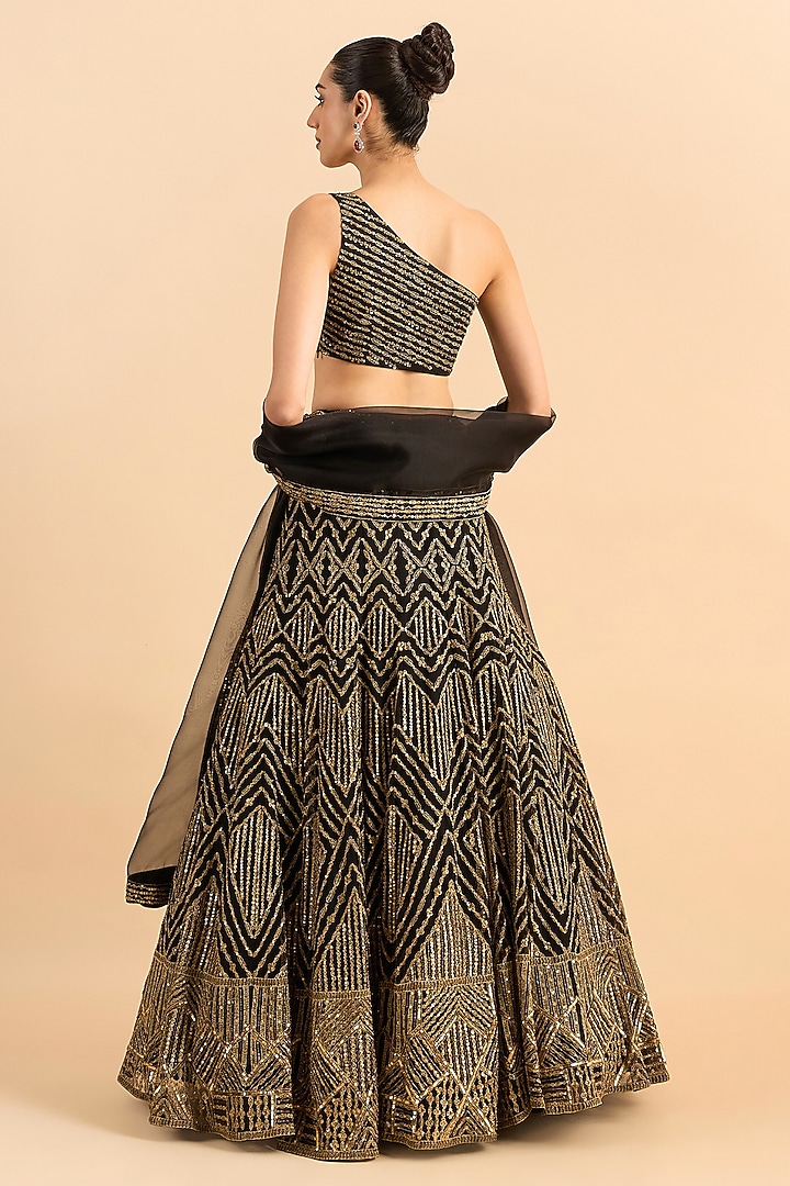 Black Soft Net Hand Embroidered Bridal Lehenga Set by RoohbyRidhimaa at Pernia's Pop Up Shop