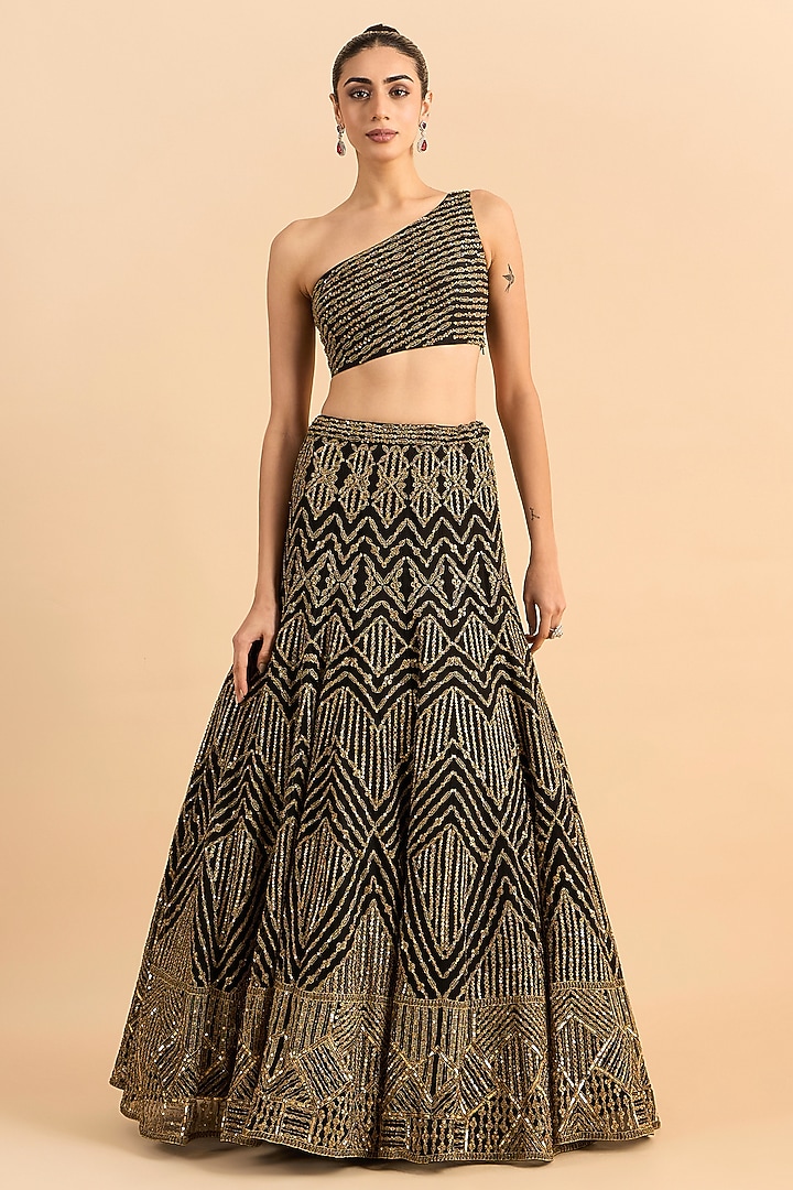 Black Soft Net Hand Embroidered Bridal Lehenga Set by RoohbyRidhimaa at Pernia's Pop Up Shop