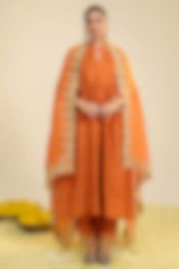Rust Viscose Raw Silk Thread Embroidered Kurta Set by RoohbyRidhimaa at Pernia's Pop Up Shop