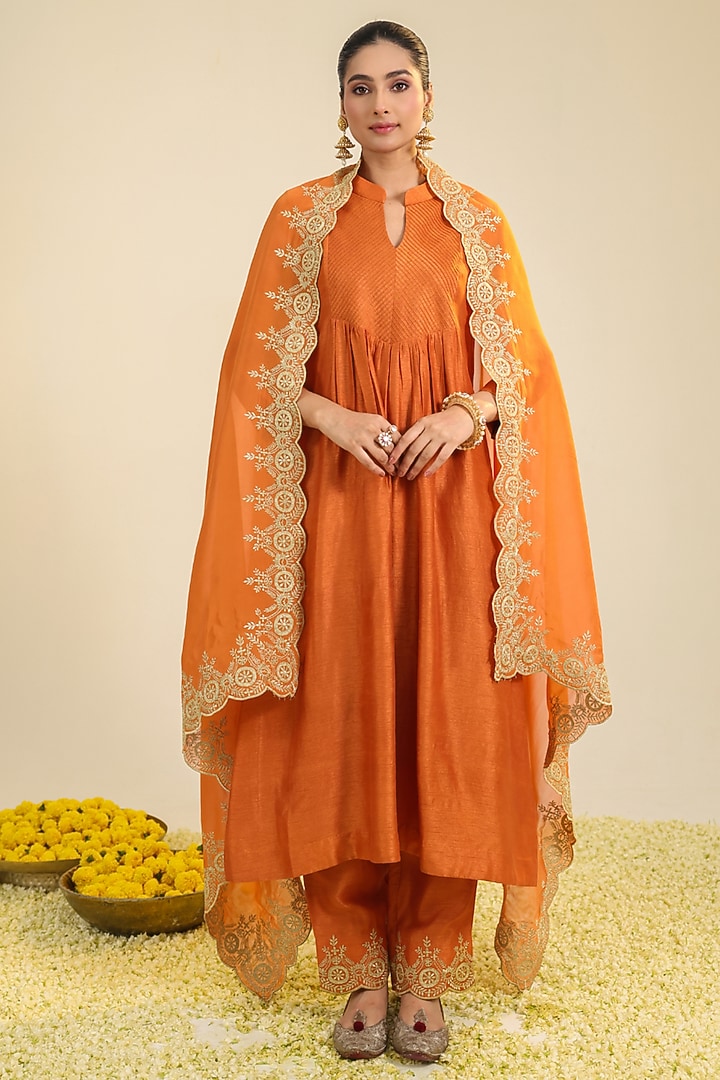 Rust Viscose Raw Silk Thread Embroidered Kurta Set by RoohbyRidhimaa at Pernia's Pop Up Shop