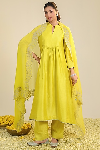 Yellow Viscose Raw Silk Zari Embroidered Kurta Set by RoohbyRidhimaa