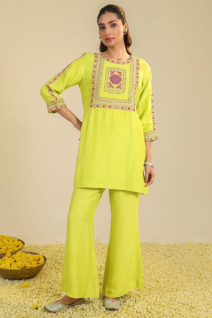 Yellow Silk Satin Motifs Embroidered Kurta Set by RoohbyRidhimaa at Pernia's Pop Up Shop