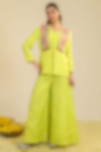 Yellow Silk Satin Thread Embroidered Co-Ord Set by RoohbyRidhimaa at Pernia's Pop Up Shop