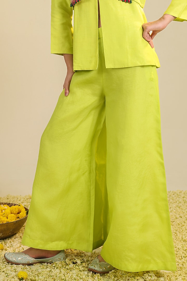 Yellow Silk Satin Thread Embroidered Co-Ord Set by RoohbyRidhimaa at Pernia's Pop Up Shop