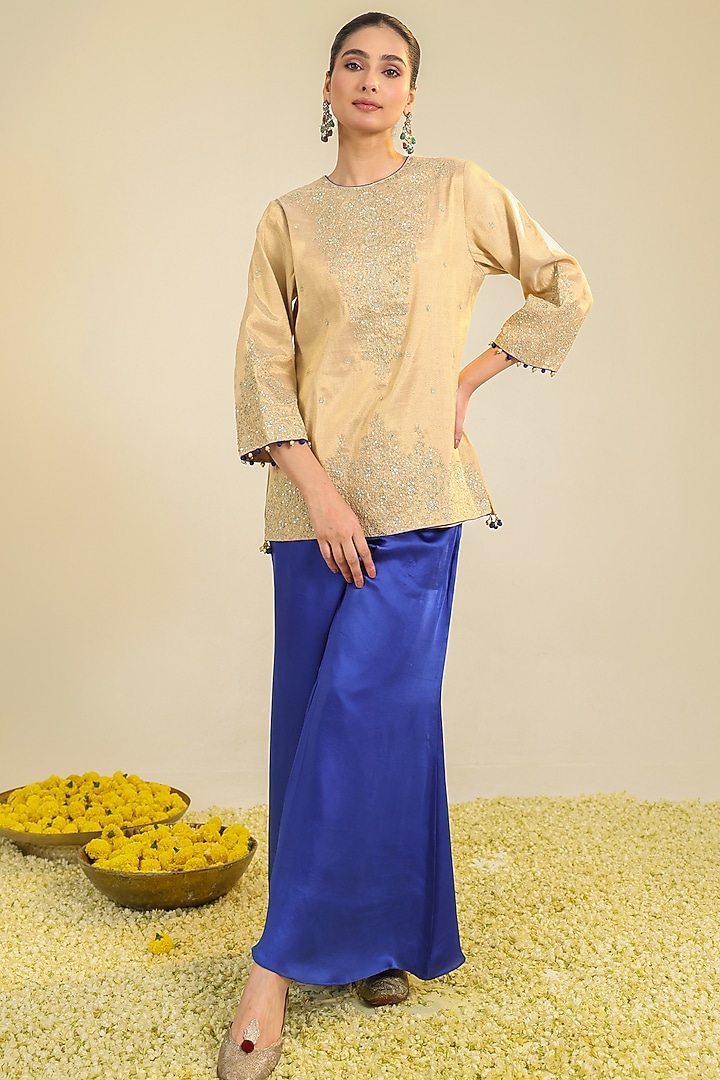 Golden Silk Zardosi Embroidered Short Kurta Set by RoohbyRidhimaa at Pernia's Pop Up Shop