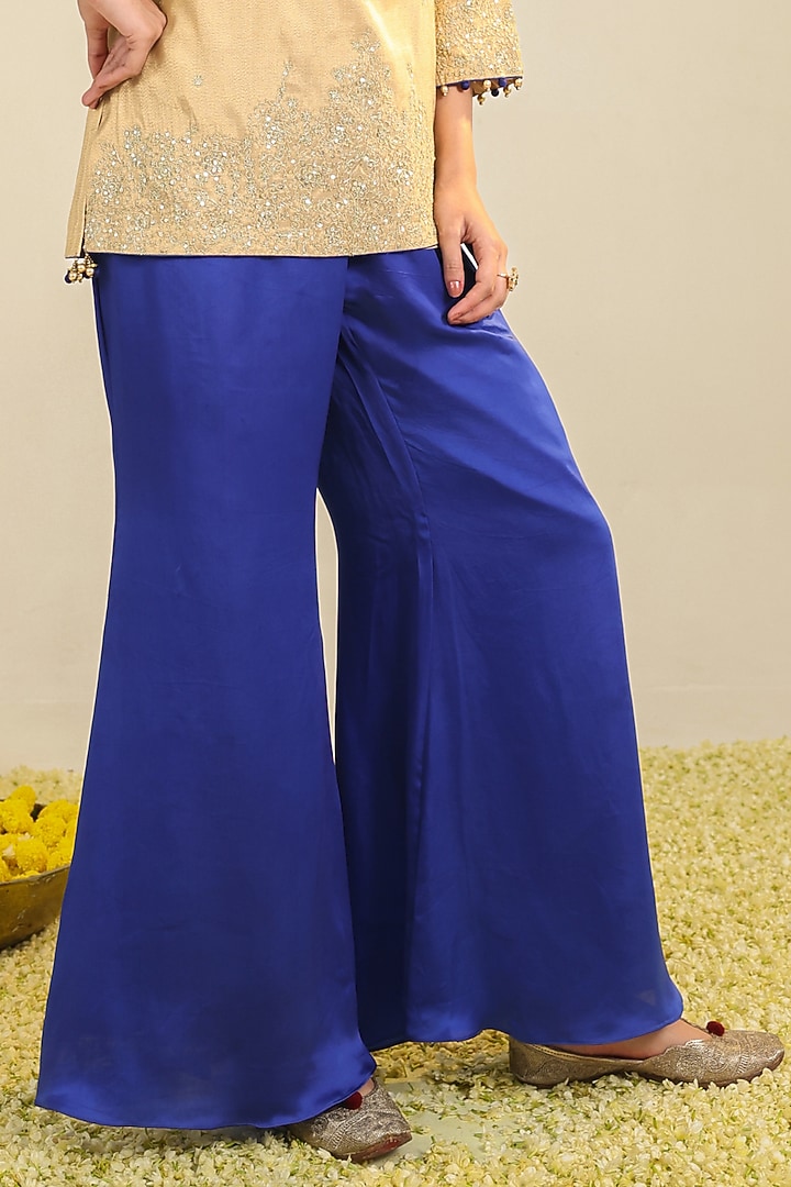 Golden Silk Zardosi Embroidered Short Kurta Set by RoohbyRidhimaa at Pernia's Pop Up Shop