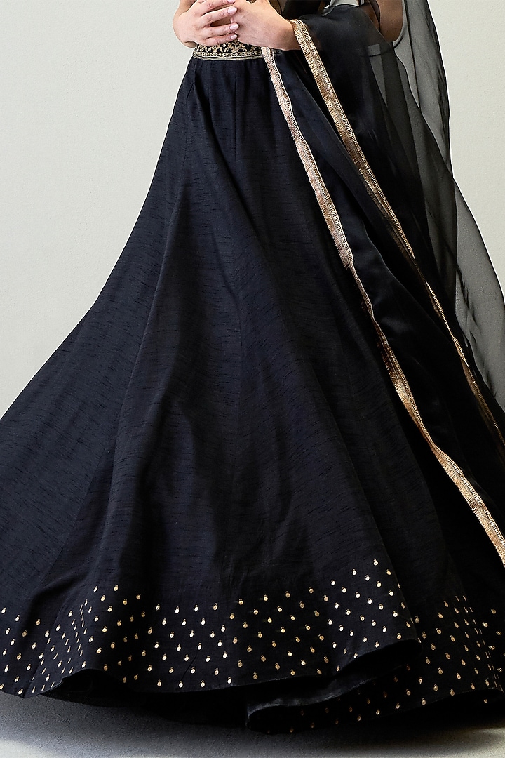 Black Viscose Raw Silk Hand Embroidered Wedding Lehenga Set by RoohbyRidhimaa at Pernia's Pop Up Shop