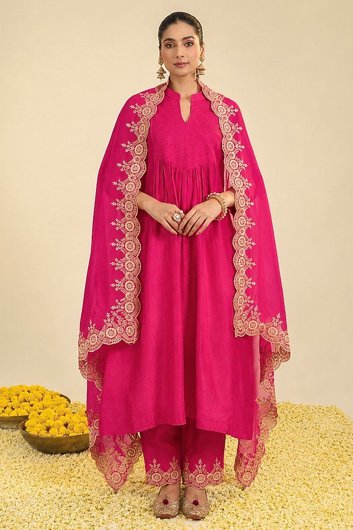 Pink Viscose Raw Silk Zari Thread Embroidered Kurta Set by RoohbyRidhimaa at Pernia's Pop Up Shop