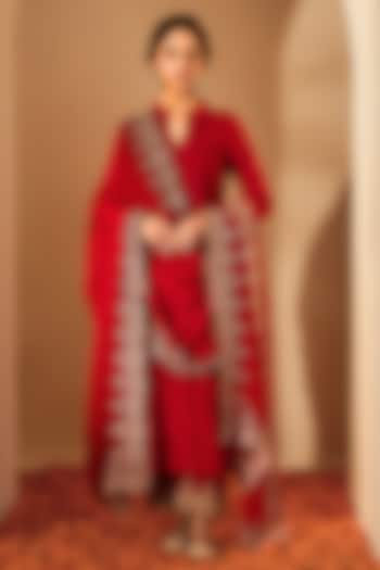 Red Viscose Raw Silk Embroidered Kurta Set by RoohbyRidhimaa at Pernia's Pop Up Shop
