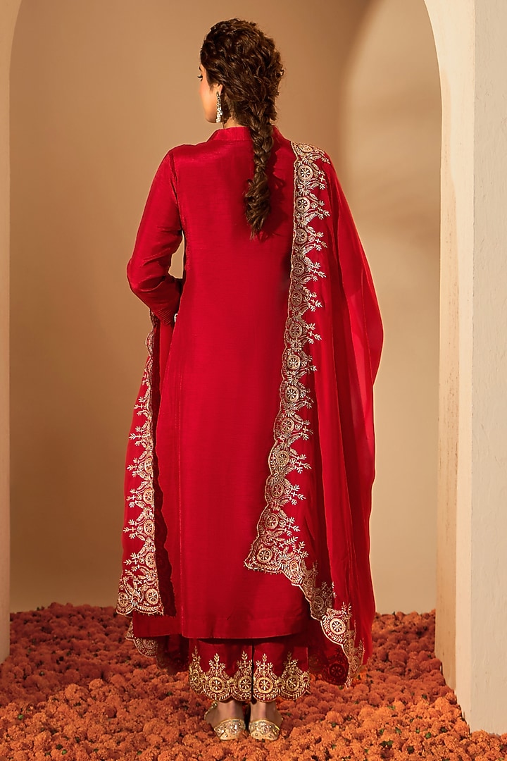 Red Viscose Raw Silk Embroidered Kurta Set by RoohbyRidhimaa at Pernia's Pop Up Shop