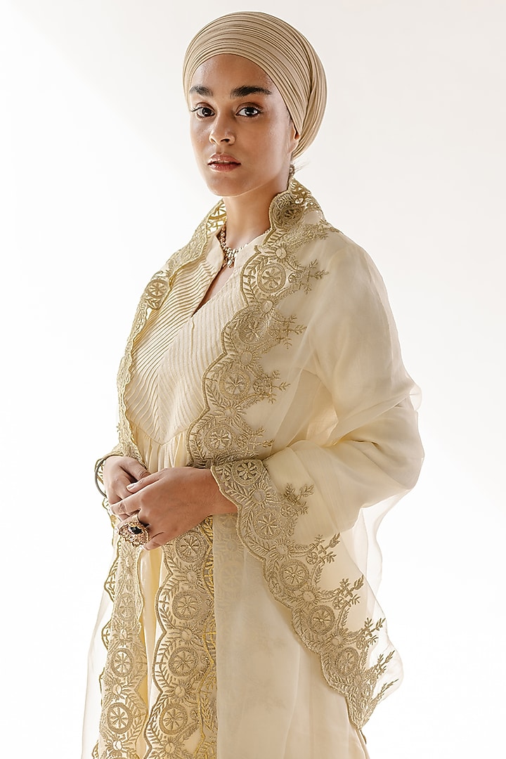 Ivory Viscose Raw Silk Embroidered Kurta Set by RoohbyRidhimaa at Pernia's Pop Up Shop