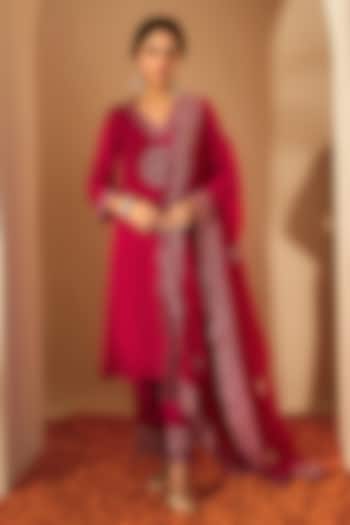 Fuchsia Pink Silk Organza Zari Embroidered Kurta Set by RoohbyRidhimaa at Pernia's Pop Up Shop