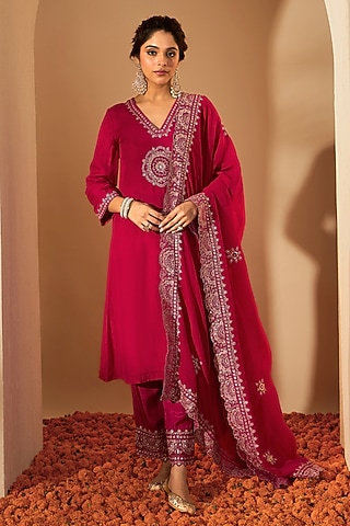 Fuchsia Pink Silk Organza Zari Embroidered Kurta Set by RoohbyRidhimaa