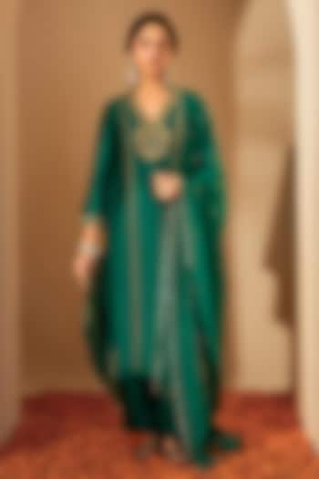 Pine Green Viscose Raw Silk & Organza Embroidered Kurta Set by Rooh By Ridhimaa at Pernia's Pop Up Shop