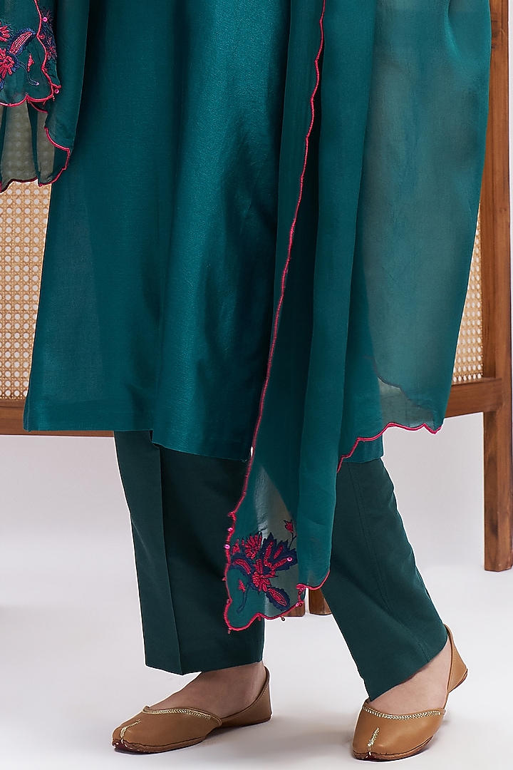 Teal Green Silk Chanderi Kurta Set by RoohbyRidhimaa at Pernia's Pop Up Shop