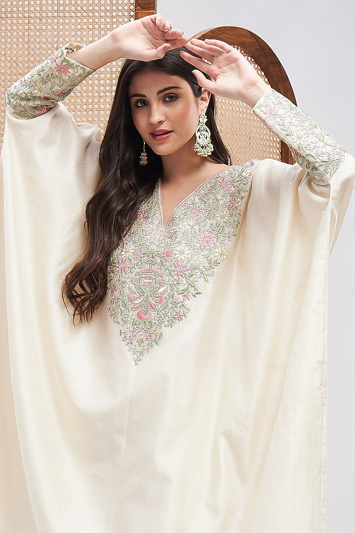 Off-White Silk Chanderi Resham Embroidered Kaftan Kurta Set by RoohbyRidhimaa at Pernia's Pop Up Shop