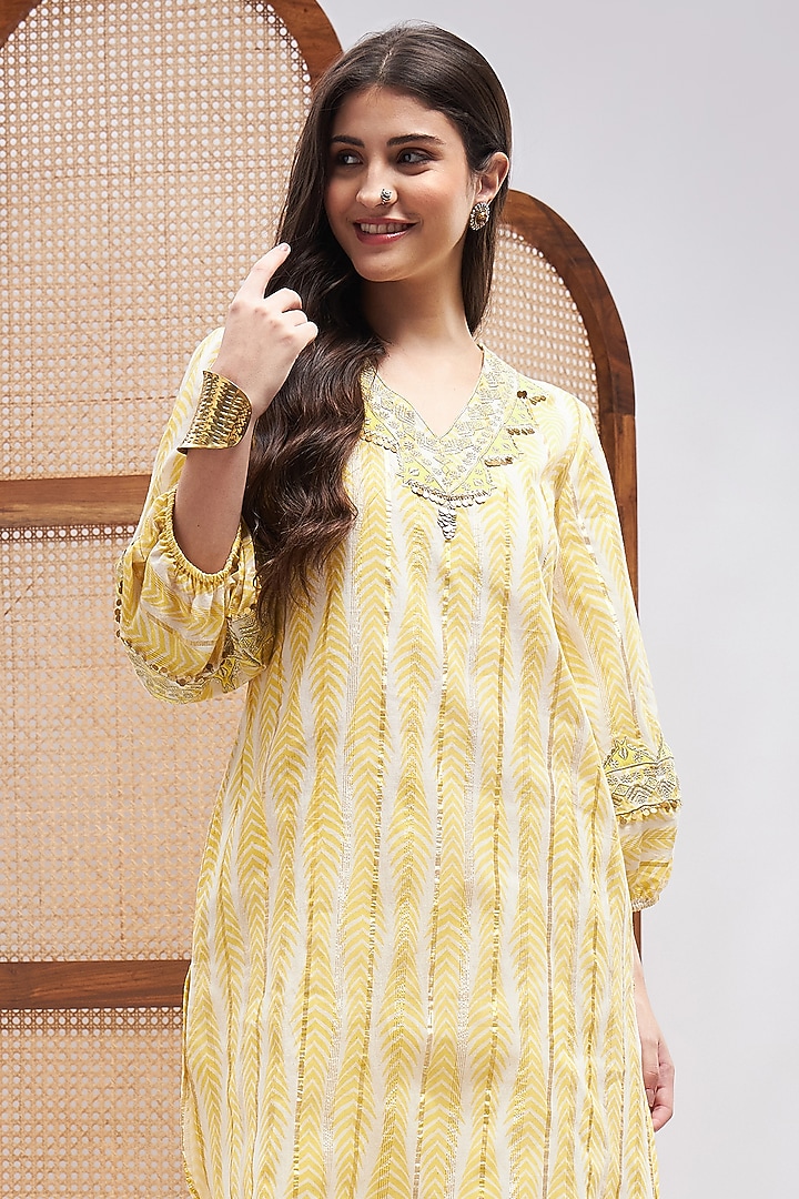 Yellow Cotton Hand Embroidered Kurta Set by RoohbyRidhimaa at Pernia's Pop Up Shop