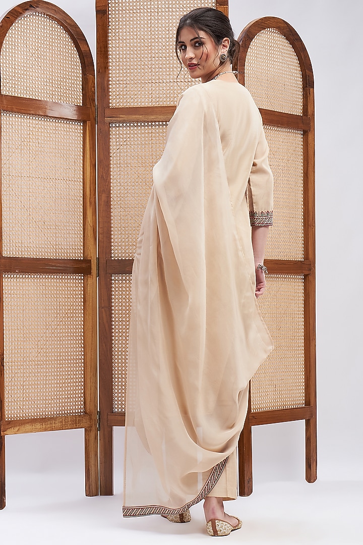 Sand Silk Chanderi Zari Embroidered Kurta Set by RoohbyRidhimaa at Pernia's Pop Up Shop