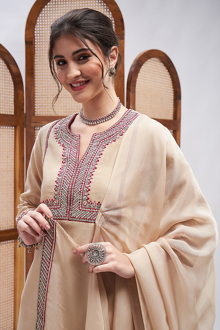 Sand Silk Chanderi Zari Embroidered Kurta Set by RoohbyRidhimaa at Pernia's Pop Up Shop