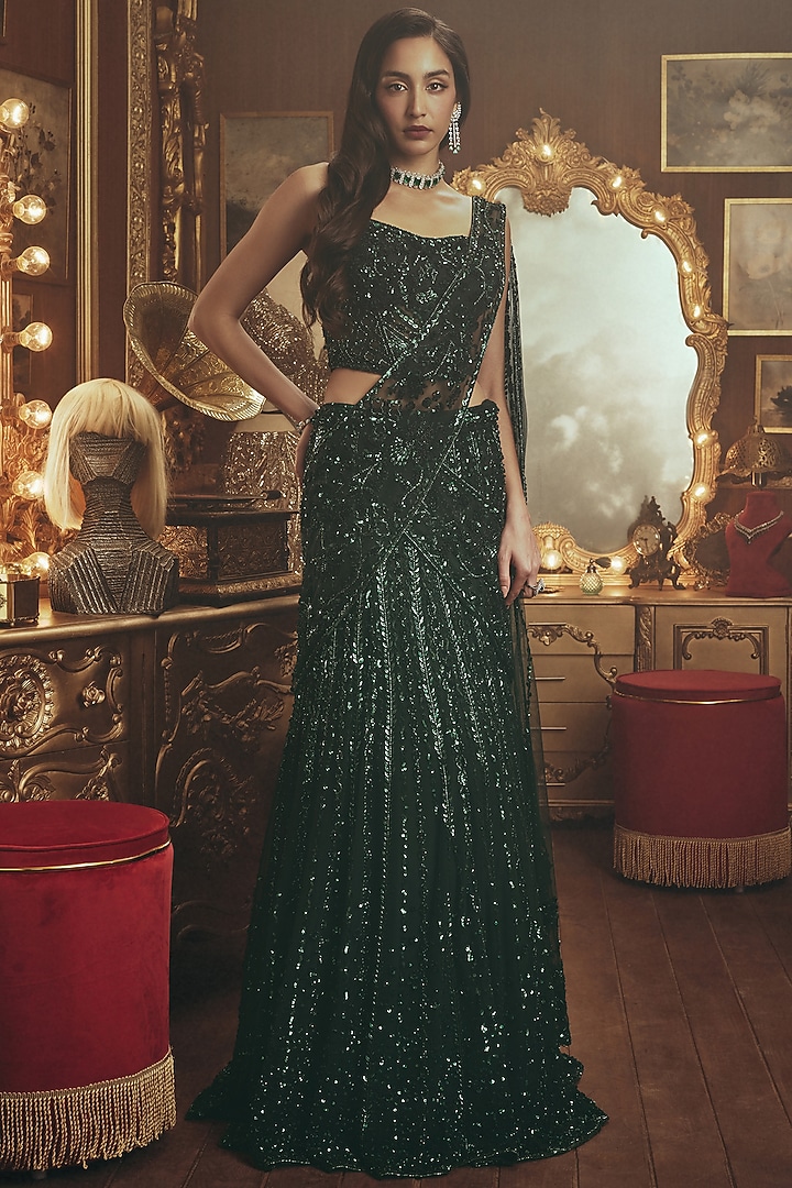 Emerald Green Net Sequin Embellished Draped Bridal Lehenga Set by ROQA | Siddharth Khurana & Kartik Khurana at Pernia's Pop Up Shop