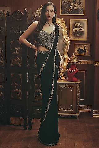 Black Georgette Metallic Embellished Draped Saree Set by ROQA | Siddharth Khurana & Kartik Khurana