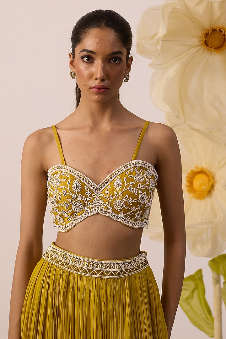 Yellow Georgette Cape Wedding Lehenga Set by ROQA | Siddharth Khurana & Kartik Khurana at Pernia's Pop Up Shop