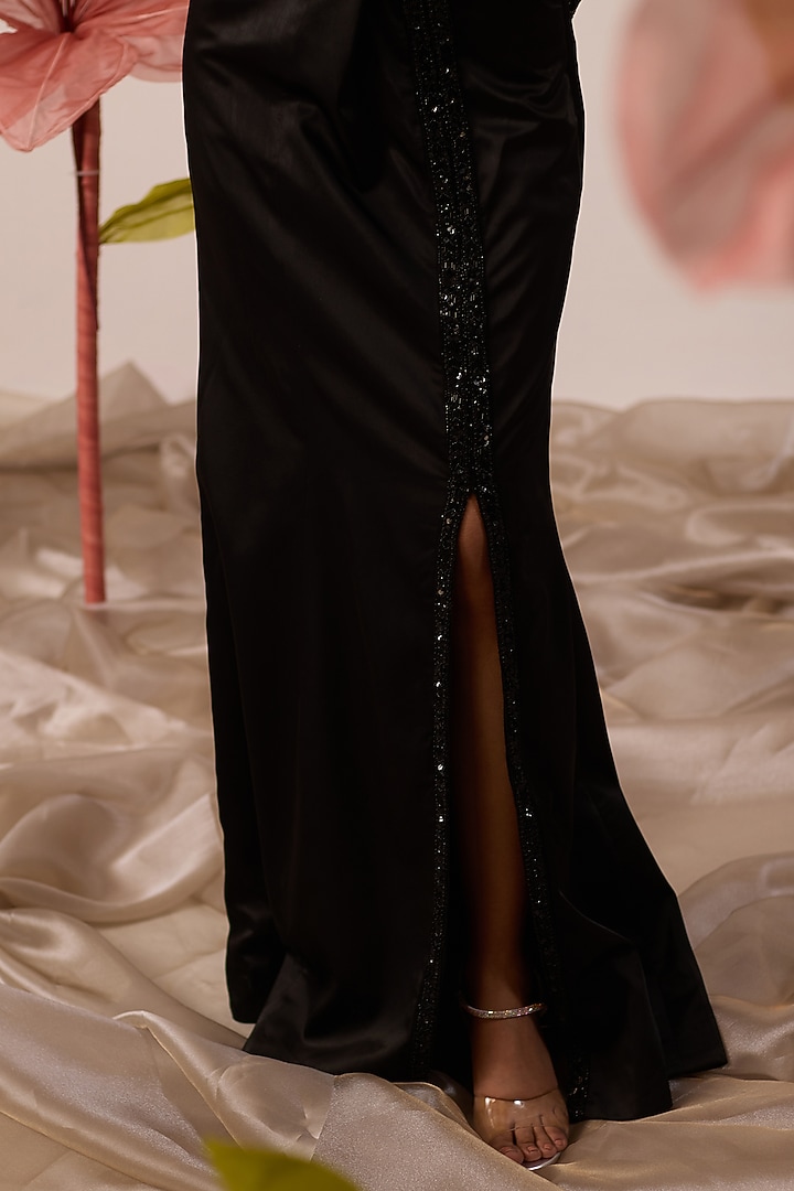 Black Modal Satin Straight Skirt Set by ROQA | Siddharth Khurana & Kartik Khurana at Pernia's Pop Up Shop