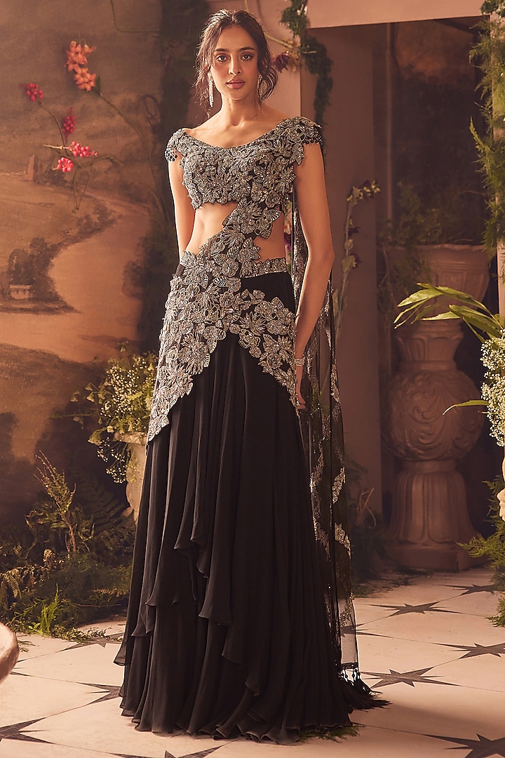 Black Georgette Floral Hand Embroidered Draped Skirt Reception Saree Set by ROQA | Siddharth Khurana & Kartik Khurana at Pernia's Pop Up Shop