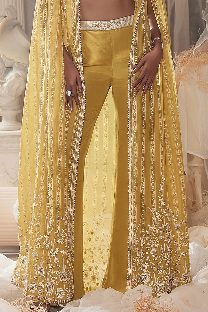 Yellow Organza Pearl Embroidered Cape Set by ROQA | Siddharth Khurana & Kartik Khurana at Pernia's Pop Up Shop