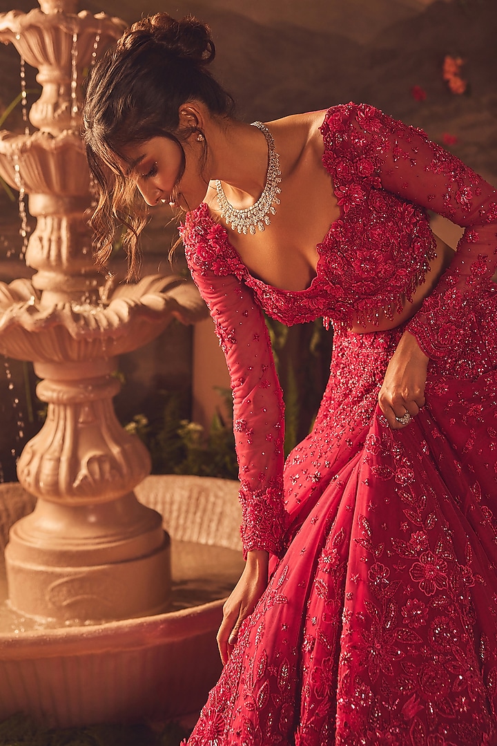 Magenta Net Floral Applique & Mirror Embroidered Bridal Lehenga Set by ROQA | Siddharth Khurana & Kartik Khurana at Pernia's Pop Up Shop