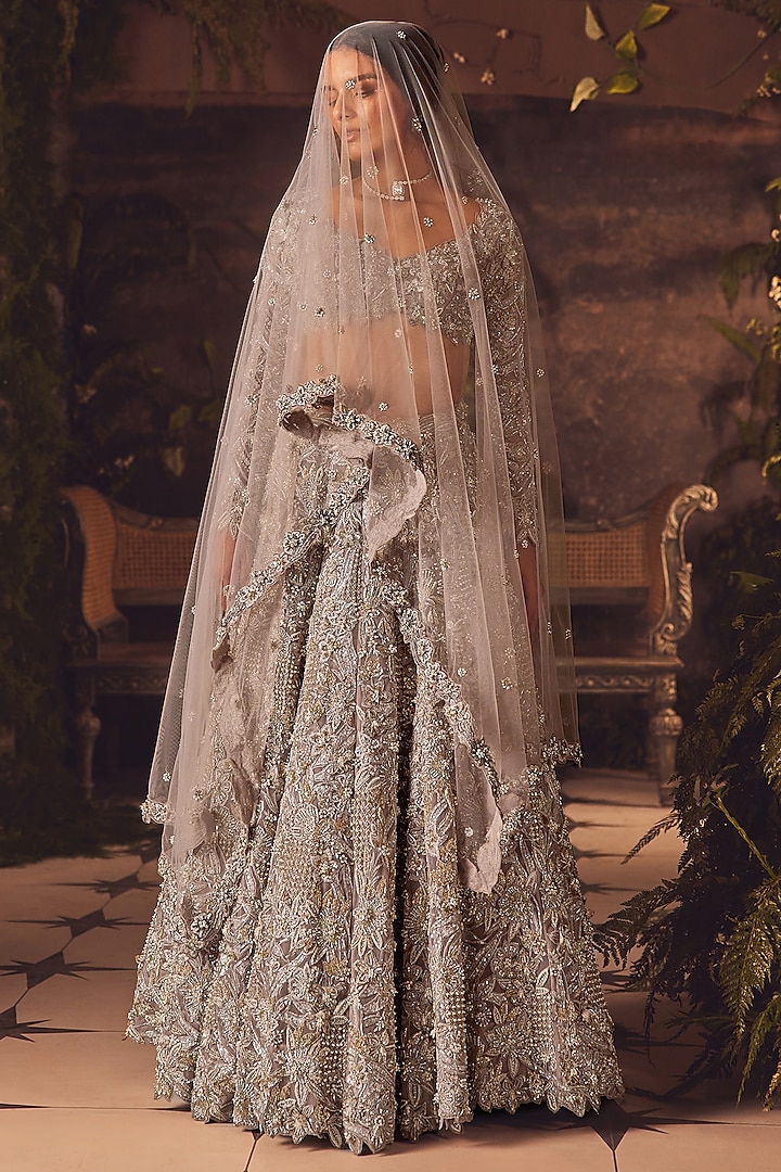 Lavender Organza Sequin & Pearl Hand Embroidered Bridal Lehenga Set by ROQA | Siddharth Khurana & Kartik Khurana at Pernia's Pop Up Shop