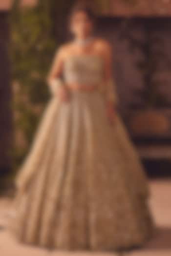 Gold Net Pearl Embroidered Bridal Lehenga Set by ROQA | Siddharth Khurana & Kartik Khurana at Pernia's Pop Up Shop