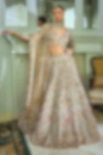 Peach Net Sequin & Floral Embroidered Bridal Bridal Lehenga Set by ROQA | Siddharth Khurana & Kartik Khurana at Pernia's Pop Up Shop