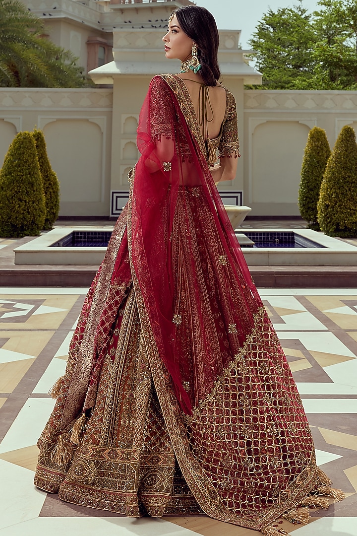 Multi-Colored Premium Net Sequins Embroidered Bridal Bridal Lehenga Set by ROQA | Siddharth Khurana & Kartik Khurana at Pernia's Pop Up Shop