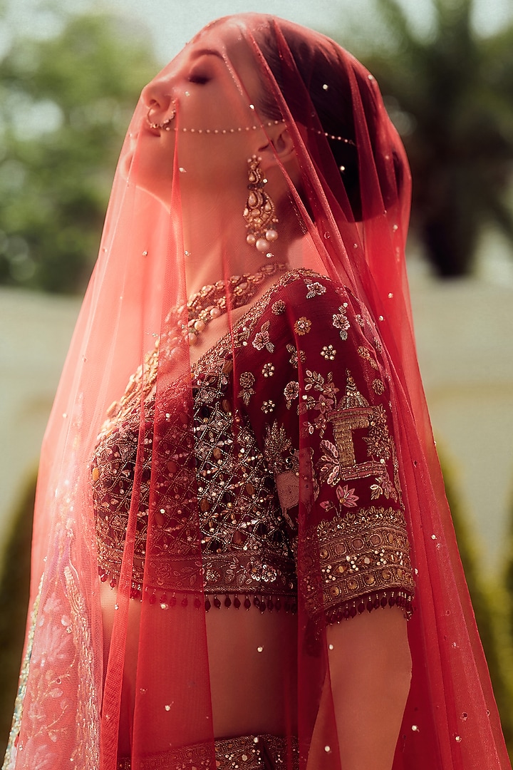 Red Premium Raw Silk Resham Embroidered Bridal Bridal Lehenga Set by ROQA | Siddharth Khurana & Kartik Khurana at Pernia's Pop Up Shop