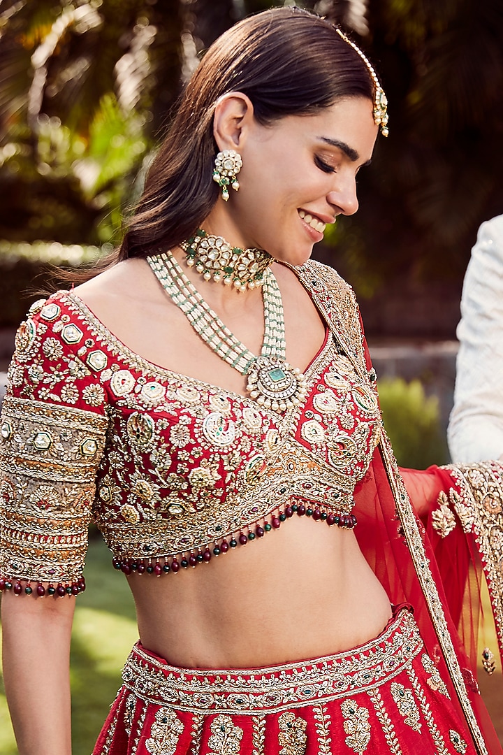 Deep Red Raw Silk Golden Thread Embroidered Bridal Lehenga Set by ROQA | Siddharth Khurana & Kartik Khurana at Pernia's Pop Up Shop