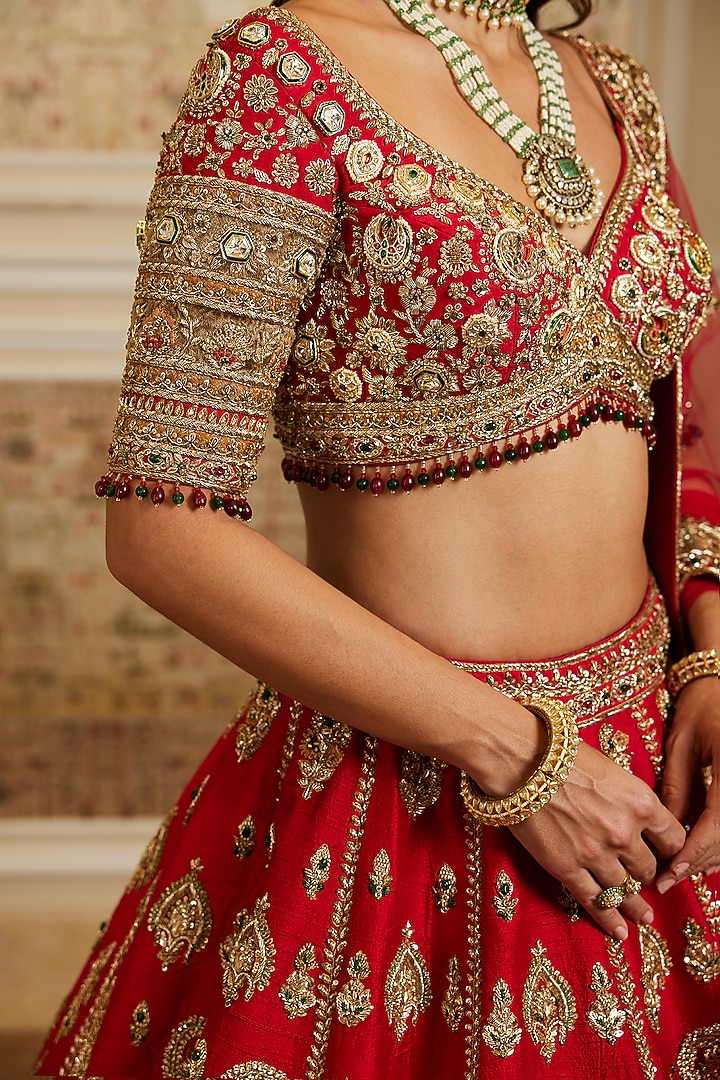 Deep Red Raw Silk Golden Thread Embroidered Bridal Lehenga Set by ROQA | Siddharth Khurana & Kartik Khurana at Pernia's Pop Up Shop