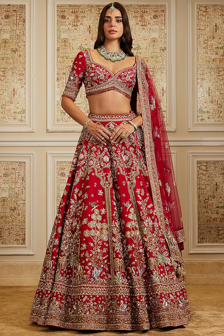 Deep Red Raw Silk Zardosi Hand Embroidered Bridal Lehenga Set by ROQA | Siddharth Khurana & Kartik Khurana at Pernia's Pop Up Shop