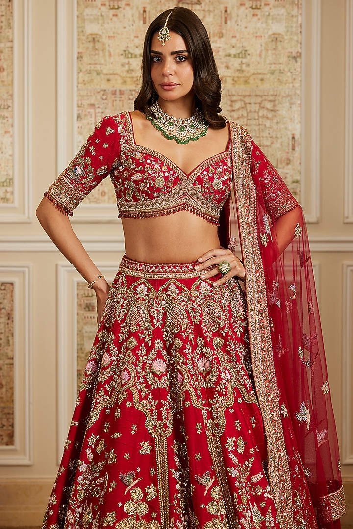 Deep Red Raw Silk Zardosi Hand Embroidered Bridal Lehenga Set by ROQA | Siddharth Khurana & Kartik Khurana at Pernia's Pop Up Shop
