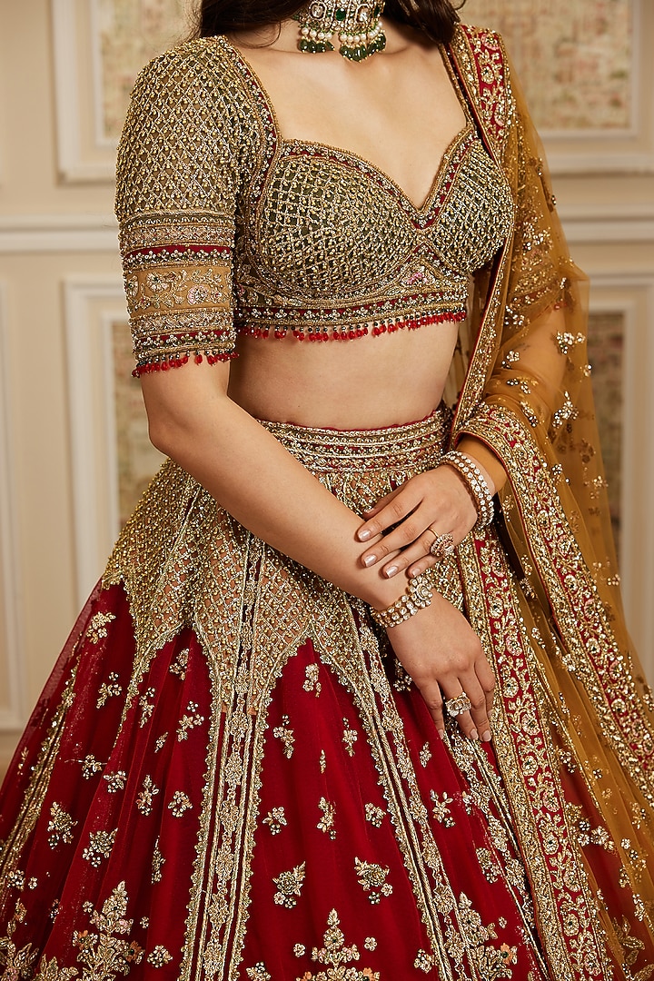 Deep Red Raw Silk Zardosi & Sequins Embroidered Bridal Lehenga Set by ROQA | Siddharth Khurana & Kartik Khurana at Pernia's Pop Up Shop