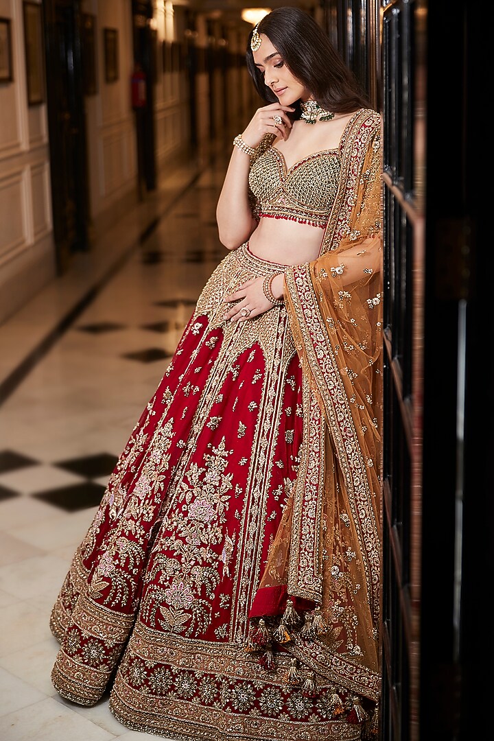 Deep Red Raw Silk Zardosi & Sequins Embroidered Bridal Lehenga Set by ROQA | Siddharth Khurana & Kartik Khurana at Pernia's Pop Up Shop