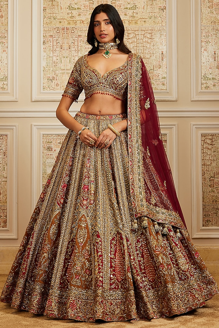 Multi-Colored Net Zari & Resham Embroidered Bridal Lehenga Set by ROQA | Siddharth Khurana & Kartik Khurana at Pernia's Pop Up Shop