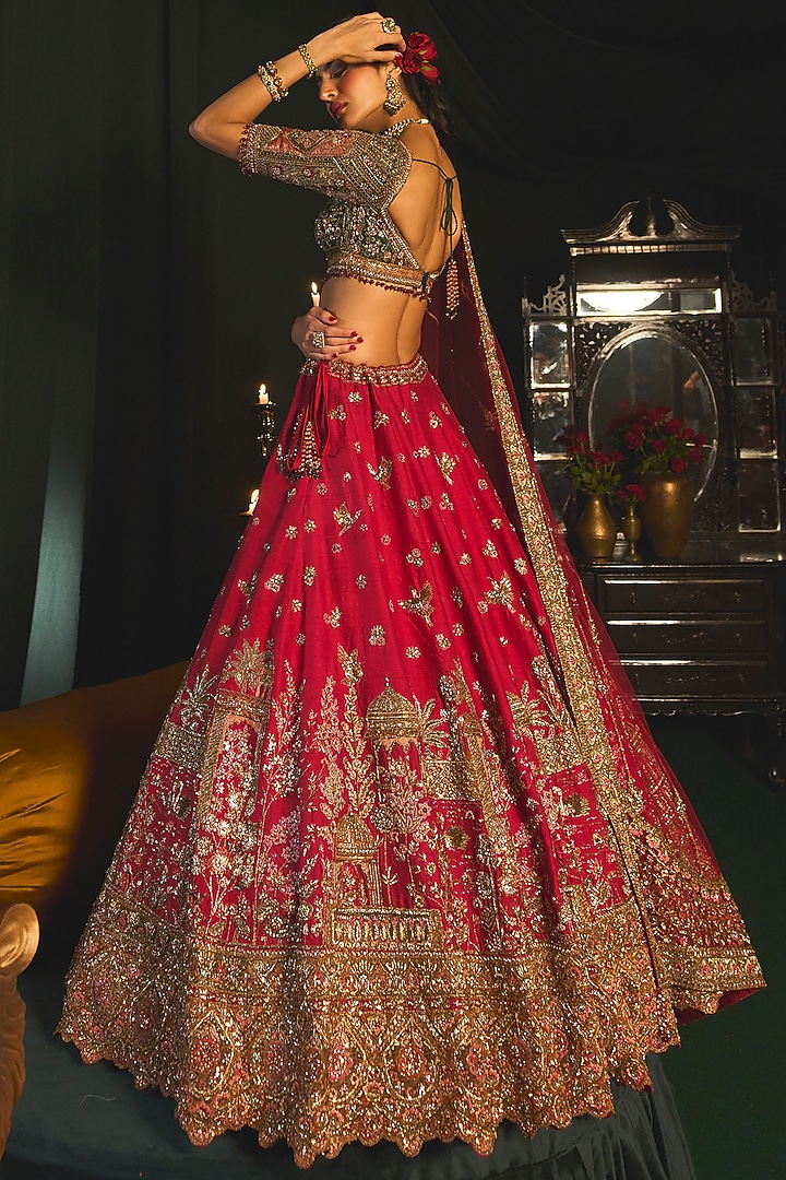 Red Raw Silk Zari Embroidered Bridal Lehenga Set by ROQA | Siddharth Khurana & Kartik Khurana at Pernia's Pop Up Shop