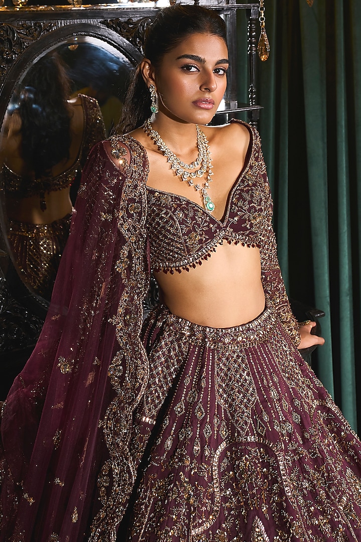 Wine Organza Moti & Cutdana Embroidered Bridal Lehenga Set by ROQA | Siddharth Khurana & Kartik Khurana at Pernia's Pop Up Shop